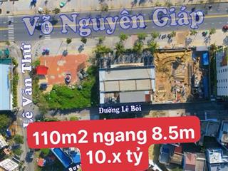 Lô đất ngõ lê bôi ngay sau lưng mặt biển võ nguyên giáp  110m2 ngang 8.5m xây villa cực đẹp