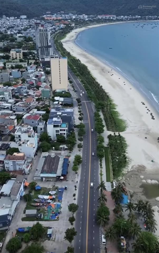 Bán lô đất đường nguyễn trọng nghĩa  song song bãi biển mân thái  115m2 ngang 5m cực đẹp