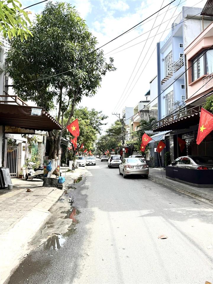 Mặt tiền phạm văn bạch sát sông thăng long  mặt tiền 7m cực đẹp  giá tốt