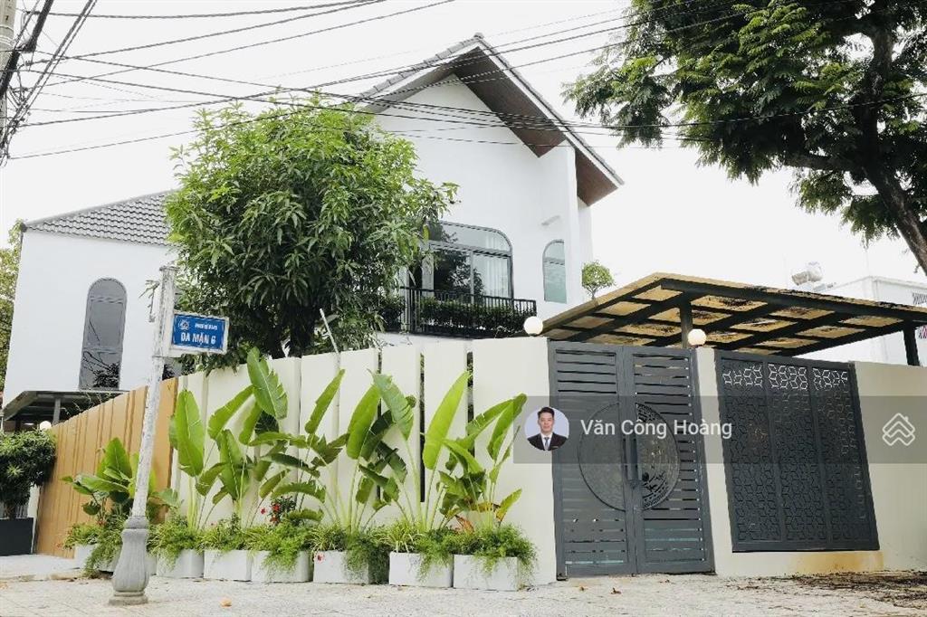 Bán căn villa hồ bơi  lô góc 2mt sát sông hàn khu đô thị nam việt á  198m2. giá tốt