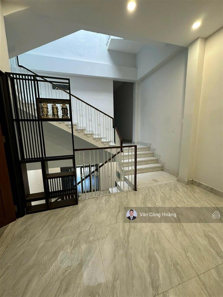 Nhà 3 tầng đường nguyễn quang bích  ngay cạnh bv vinmec  92.5m2 ngang 5m  giá cực tốt 8.x tỷ