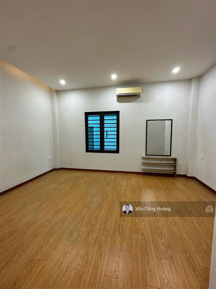 Nhà 3 tầng đường nguyễn quang bích  ngay cạnh bv vinmec  92.5m2 ngang 5m  giá cực tốt 8.x tỷ