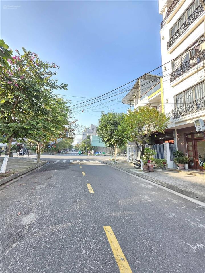 Lô góc 2mt đường phước trường 16 ngay vương thừa vũ  198,3m2 ngang 11m  giá cực tốt