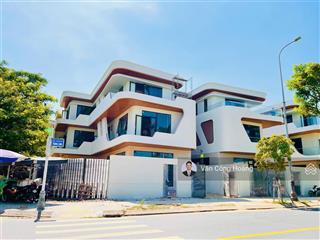 Căn biệt thự mặt sông trực diện thăng long  293m2 ngay trung tâm tổ hợp danang downtown