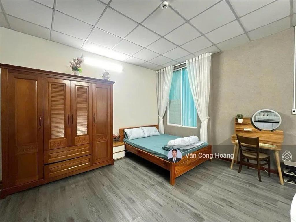 Nhà 3 tầng đường bùi kỉ ngay cạnh đại học ngoại ngữ  95m2 ngang 5m  giá cực tốt 8.x tỷ