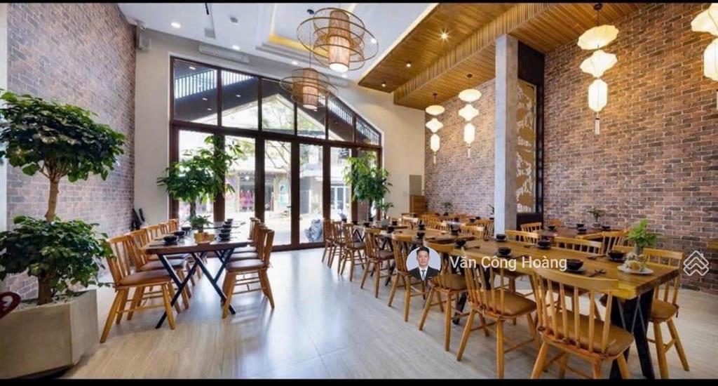 Bán mặt phố kinh doanh tiểu la  sát quảng trường 2/9  ngang 6.3m cực đẹp  trung tâm hoà cường