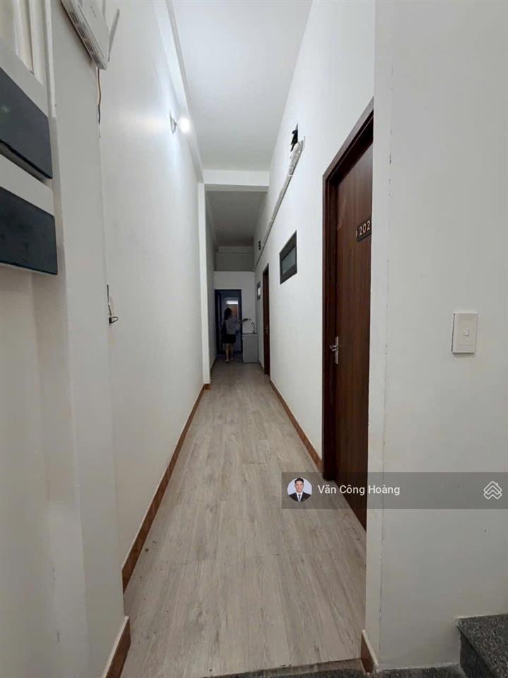 Nhà mặt đường 10.5m hồ tùng mậu  thông sát biển  dòng tiền 40 triệu/tháng  giá tốt 10.5 tỷ
