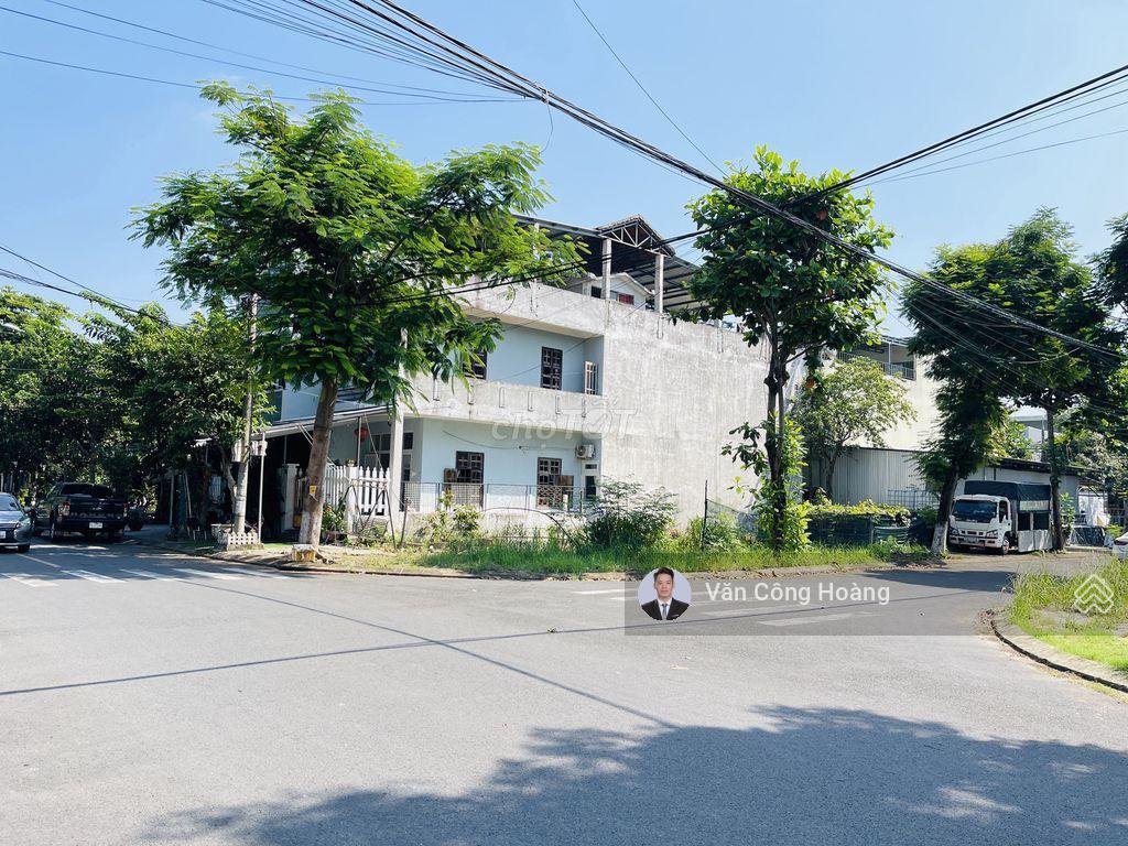 Lô góc 2mt huỳnh xuân nhị sát phạm hùng  hòa xuân  200m2 ngang 10m  chỉ 9.8 tỷ
