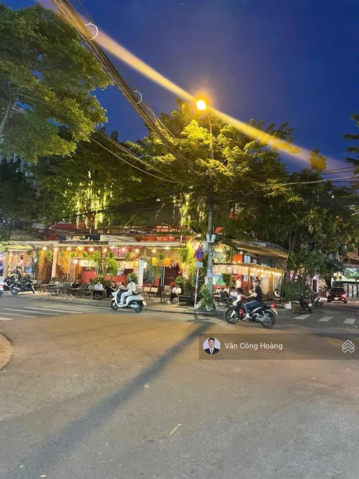 Bán nhà 3 tầng mặt đường an thượng 20  phố du lịch biển mỹ khê  sẵn dòng tiền  giá tốt