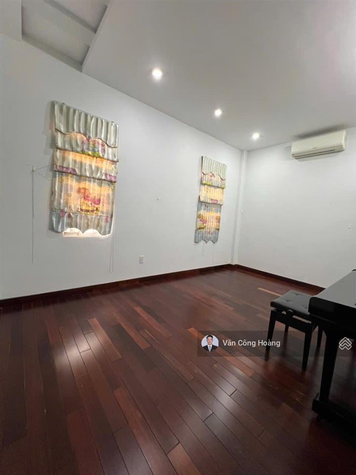 Nhà 3.5 tầng nguyễn văn thủ  mặt phố hải châu  view công viên trực diện  cực đẹp, hiếm