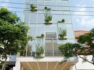 Tòa building 9 tầng ngay lõi phố chợ hàn, quảng trường sông hàn  dòng tiền thuê 350 triệu/tháng