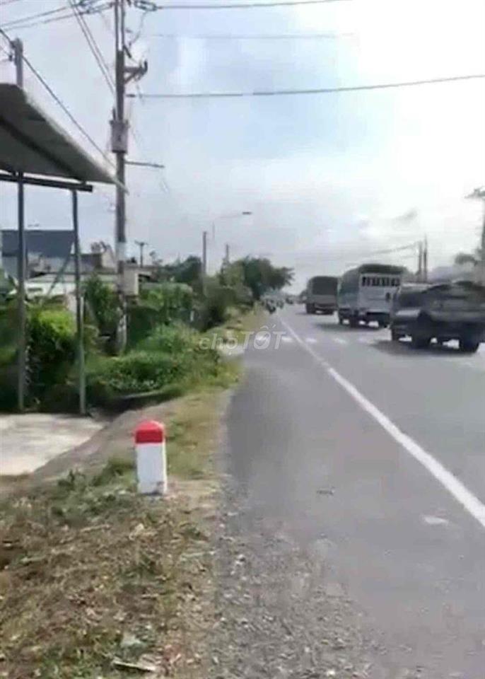 CẦN BÁN ĐẤT 3 MẶT TIỀN ĐƯỜNG QUỐC LỘ 57
