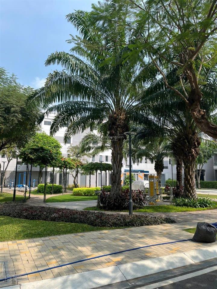 Chính chủ đi định cư cần bán gấp full nội thất cao cấp  đã có sổ