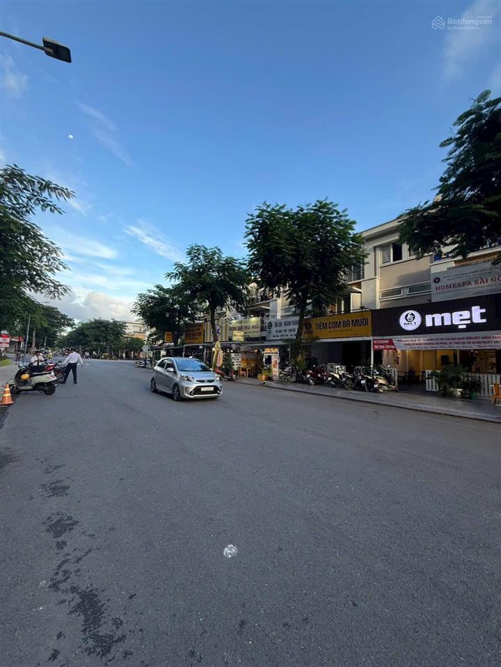 Đừng bỏ lỡ  nhà mặt tiền, giá tốt nhất khu vực đối diện chung cư