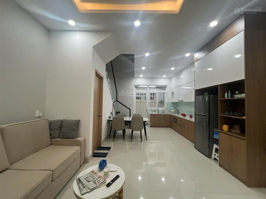 Hot deal. nhà hoàn thiện 5x15m hướng đông nam điện đường trường trạm đủ nhà đẹp 7,5 tỷ
