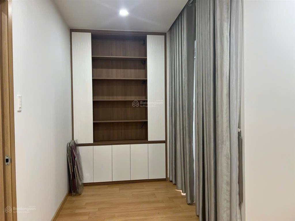 Hot deal. nhà hoàn thiện 5x15m hướng đông nam điện đường trường trạm đủ nhà đẹp 7,5 tỷ