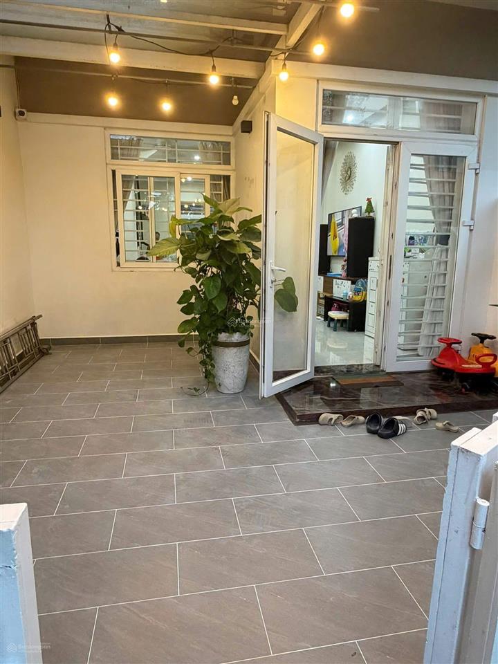 Chính chủ bán căn hướng đông nam mát mẻ  thương lượng sâu