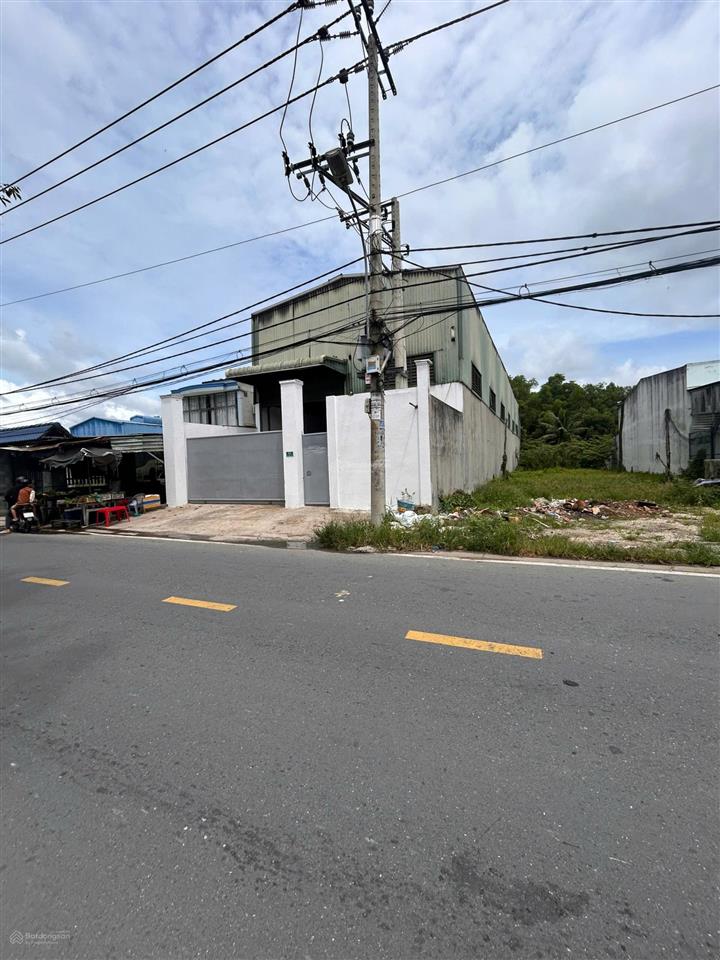 Cho thuê nhà xưởng mặt tiền đường lê đình chi, 600m2, hướng đông, gần kcn lê minh xuân