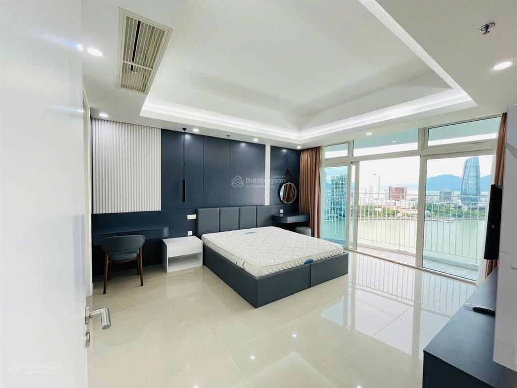 Cho thuê căn hộ azura 2pn | tầng cao | view trực diện sông hàn & pháo hoa