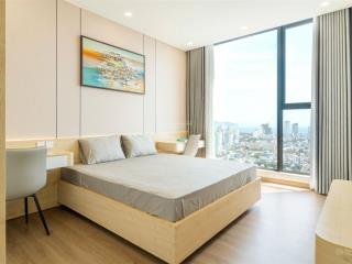 Căn hộ 2pn view biển tầng cao nội thất mới 100%