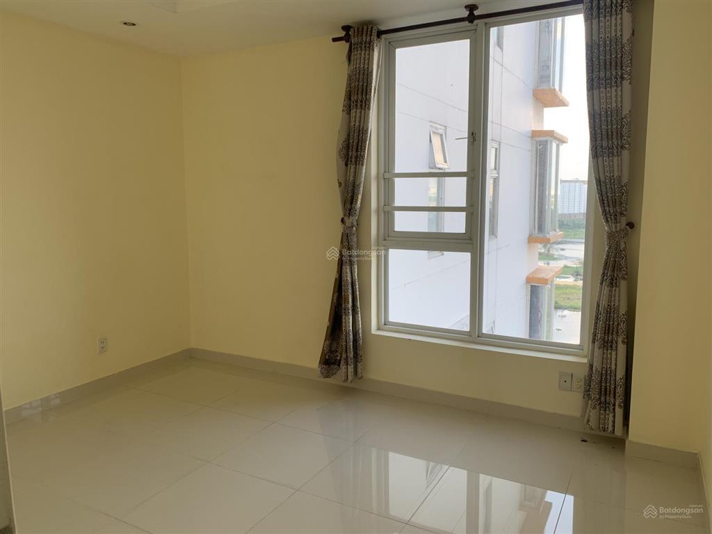 Bán ch terra rosa 127m2 3pn 2wc giá 3,5 tỷ lầu cao căn góc sổ hồng, nh cho vay 70%. 0909 864 ***