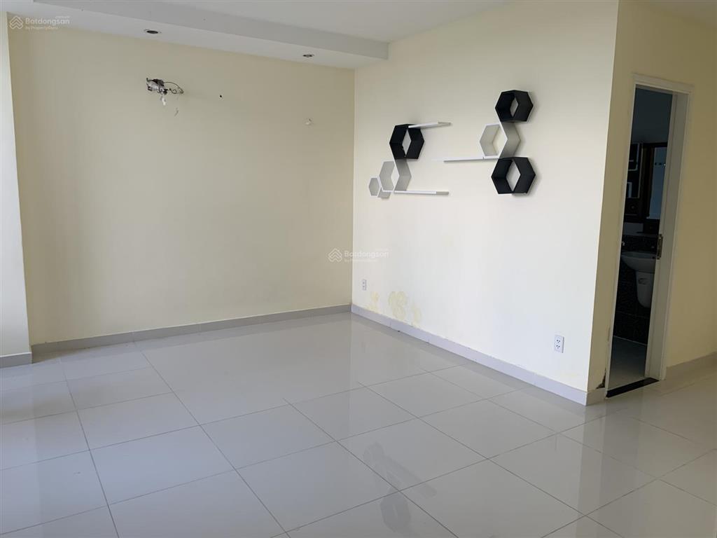 Bán ch terra rosa 127m2 3pn 2wc giá 3,5 tỷ lầu cao căn góc sổ hồng, nh cho vay 70%. 0909 864 ***