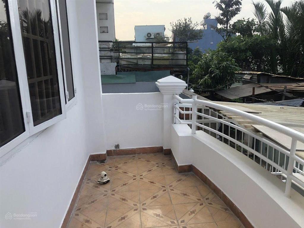 Cho thuê lầu 2, nhà trọ 45/3 trần văn sắc, 6 triệu/th, 80 m2, 2pn, 1wc
