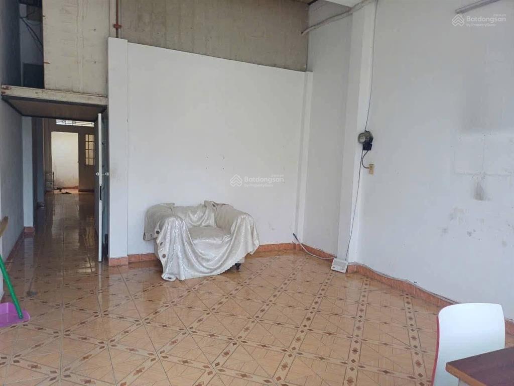 Cho thuê lầu 2, nhà trọ 45/3 trần văn sắc, 6 triệu/th, 80 m2, 2pn, 1wc