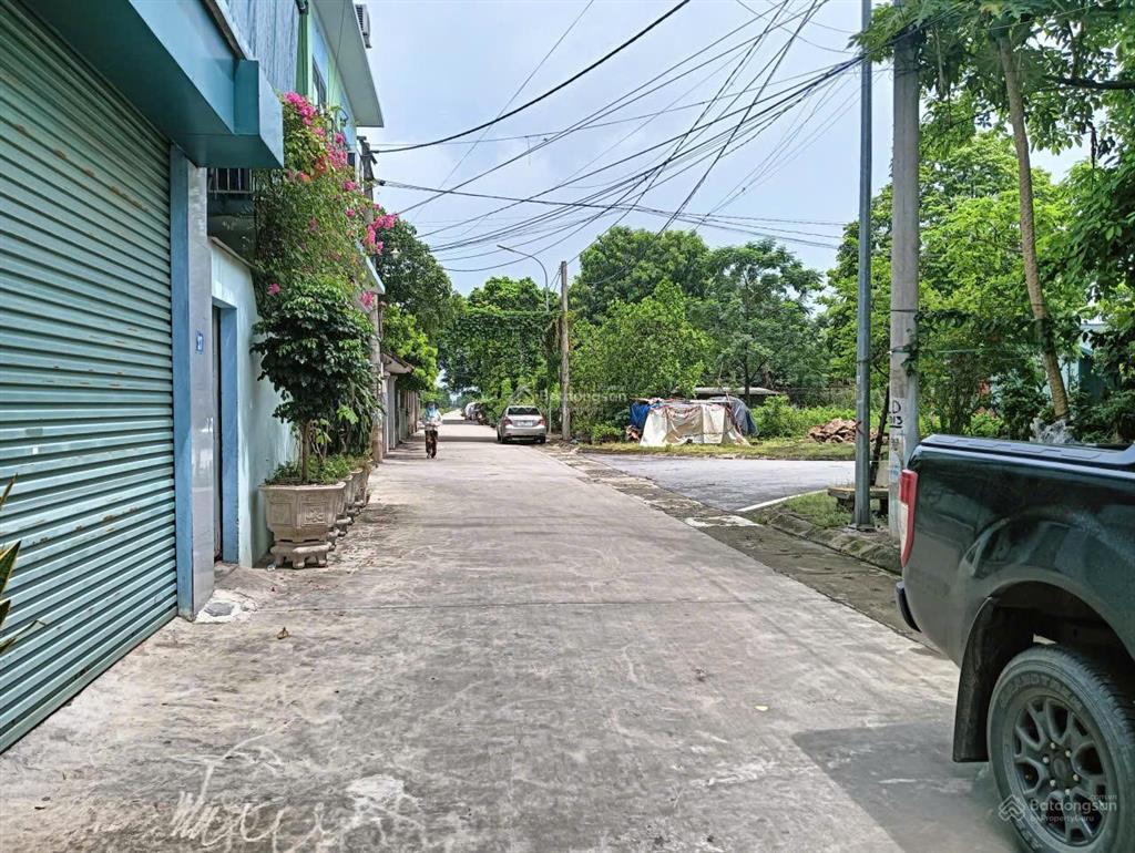 Hàng hiếm có khó tìm 1 lô duy nhất tại tổ 3 chi đông cũ  diện tích 42m2 mặt tiền 5 mét