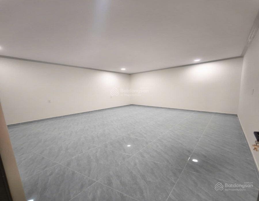 Bán nhà mặt tiền kd trịnh thị miếng, thới tam thôn, hóc môn, 160m2, 2 tầng, chỉ 4. x tỷ