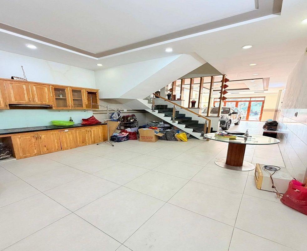 Bán nhà ngộp, mặt tiền đường số 40A, Bình Trị Đông B, Bình Tân, 80m2, 3 tầng, ngang 5m