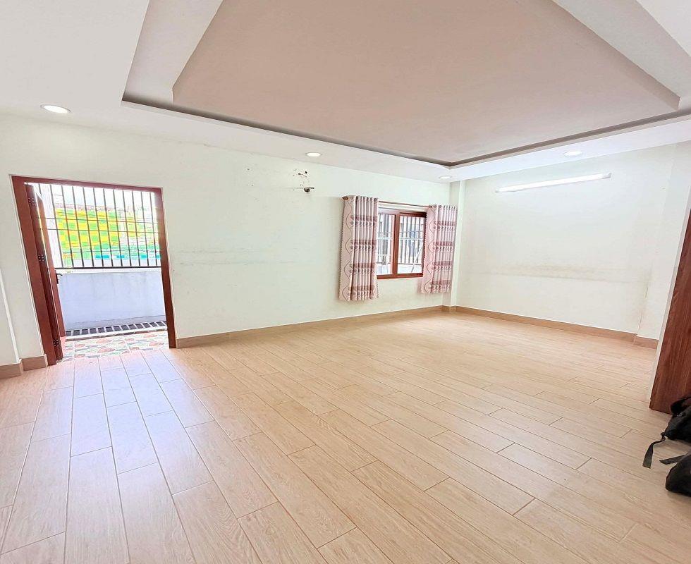 Bán nhà ngộp, mặt tiền đường số 40A, Bình Trị Đông B, Bình Tân, 80m2, 3 tầng, ngang 5m