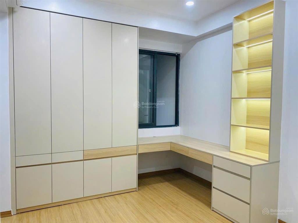 Chính chủ cần bán căn 2pn 65m full nội thất xịn tại hà nội homeland long biên