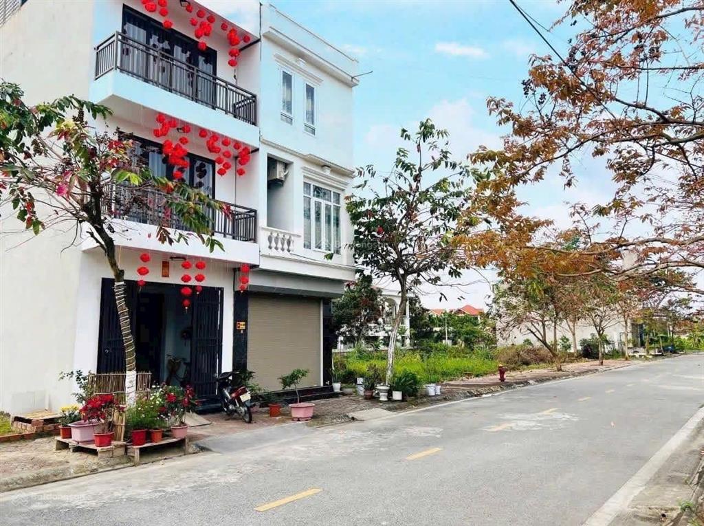 Duy nhất 1 lô 60m2 tđc áp tràn không một lỗi nhỏ giá cần bán gấp 3,1 tỷ