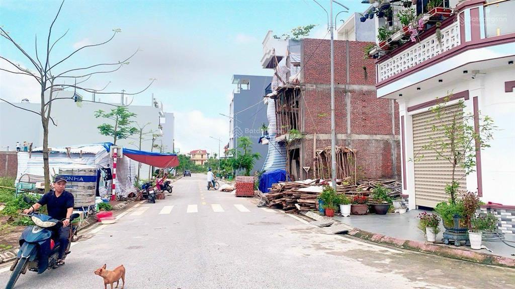 Duy nhất 1 lô 60m2 tđc áp tràn không một lỗi nhỏ giá cần bán gấp 3,1 tỷ