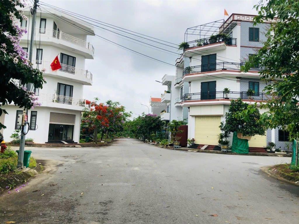 Tđc bắc sông cấm khu a lô góc hàng đẹp không chút lỗi lầm