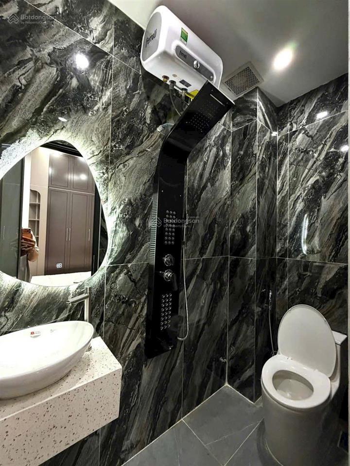 Bán gấp nhà 3 tầng kiệt 5m, oto tránh, thiết kế hiện đại, nở hậu, full nội thất, đầy đủ công năng