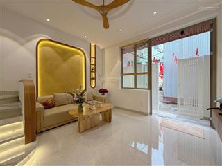 Bán gấp nhà trung tâm thanh khê, thiết kế 3 tầng hiện đại, khu vực sầm uất, dòng tiền ổn đinh