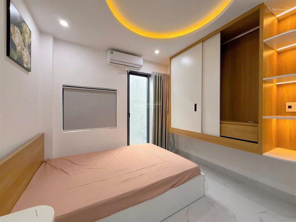 Bán nhanh nhà 3 tầng, đầy đủ nội thất, công năng đầy đủ, khu dân trí cao, đủ tiện ích, có bớt