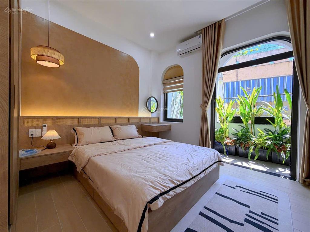 Bán nhanh nhà trung tâm thanh khê, cách biển 500m, đủ tiện ích, khai thác cho thuê 25tr/th