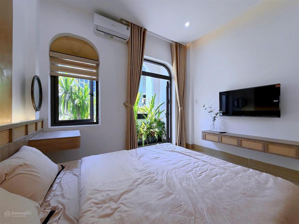 Bán nhanh nhà trung tâm thanh khê, cách biển 500m, đủ tiện ích, khai thác cho thuê 25tr/th