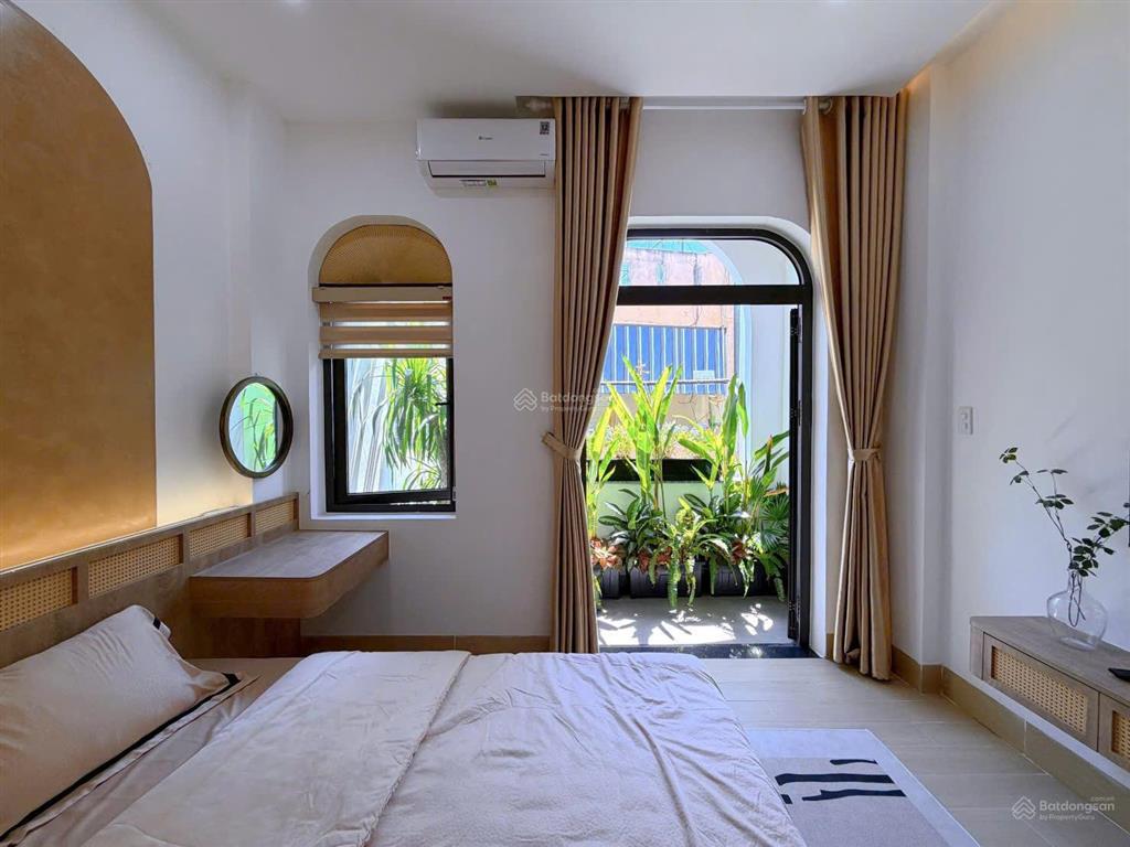 Bán nhanh nhà trung tâm thanh khê, cách biển 500m, đủ tiện ích, khai thác cho thuê 25tr/th