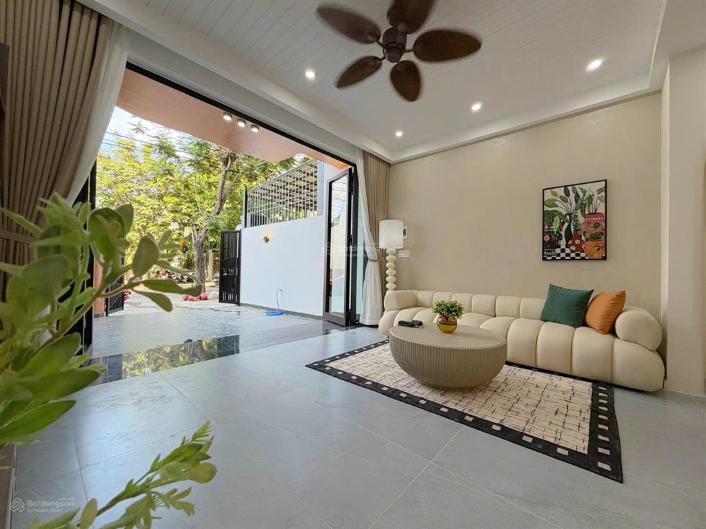 Bán nhà đẹp thiết kế mới khu sinh thái hòa xuân, nội thất sang trọng, ven sông, đường 7m5, giá tốt