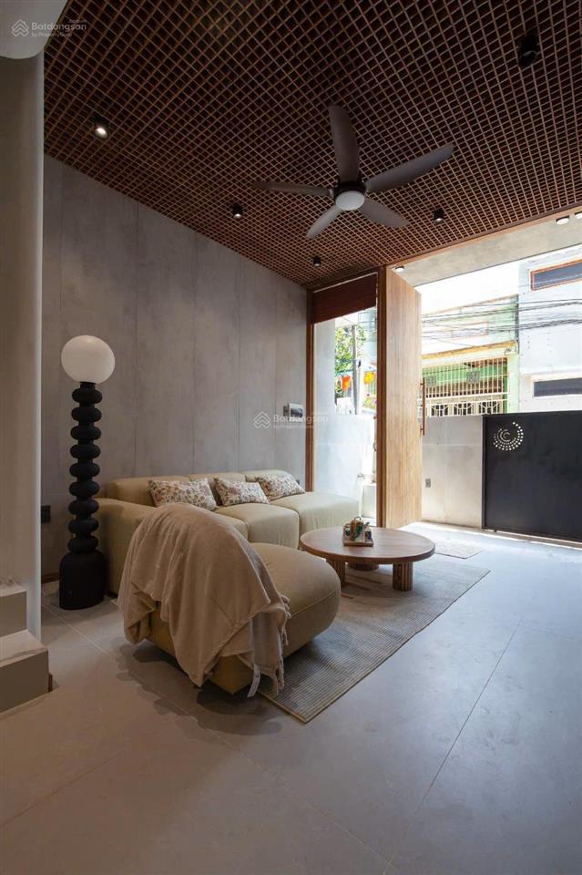 Bán nhà đẹp biển thanh khê, phong cách nhật, oto đậu trong sân, khu dân trí cao, chỉ nhỉnh 6 tỷ
