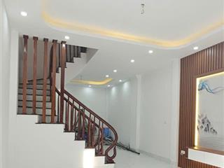 Bán nhà xây mới 4 tầng 37m² gần liên mạc  thượng cát, giáp bắc từ liêm, giá hơn 4 tỷ