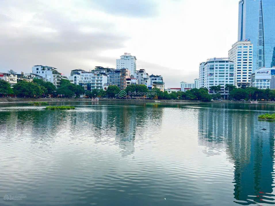 Siêu phẩm, lô góc, đẹp nhất mặt hồ phạm huy thông  ba đình, dt 100m x 6tầng, mt 5m ,thang máy