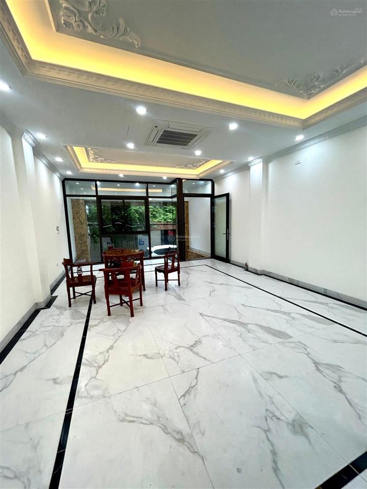Siêu phẩm mặt phố nguyễn du quận hai bà trưng, dt 50m x 7 tầng, mt 4m, thang máy, thông sàn