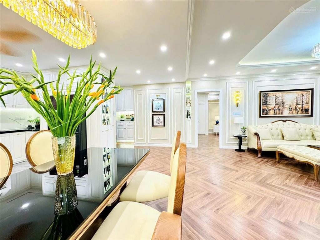 Bán cc 282 nguyễn huy tưởng, 8,4 tỷ, 102m2, 3pn, 2wc, sổ đỏ chính chủ