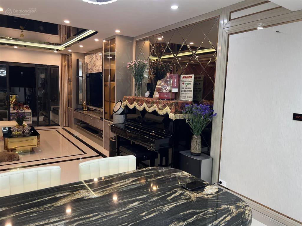 Bán căn hộ 3pn, 2wc tại toà nhà 93 lò đúc  kinh đô tower, giá 10,7 tỷ, diện tích 95m2