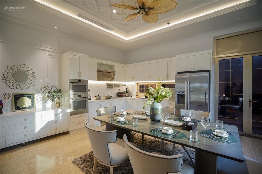 Bán villa shophouse 2 mặt tiền (ngang 8m) sát lotte mart đà nẵng 36 tỷ  cam kết cho thuê 90tr/th.